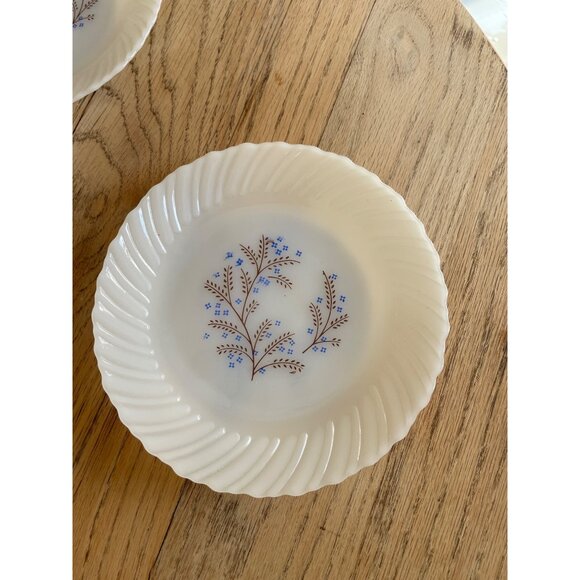 VTG Termocrisa Milk Glass Dessert Plates  Blue Floral  Set of 4 - Picture 2 of 9